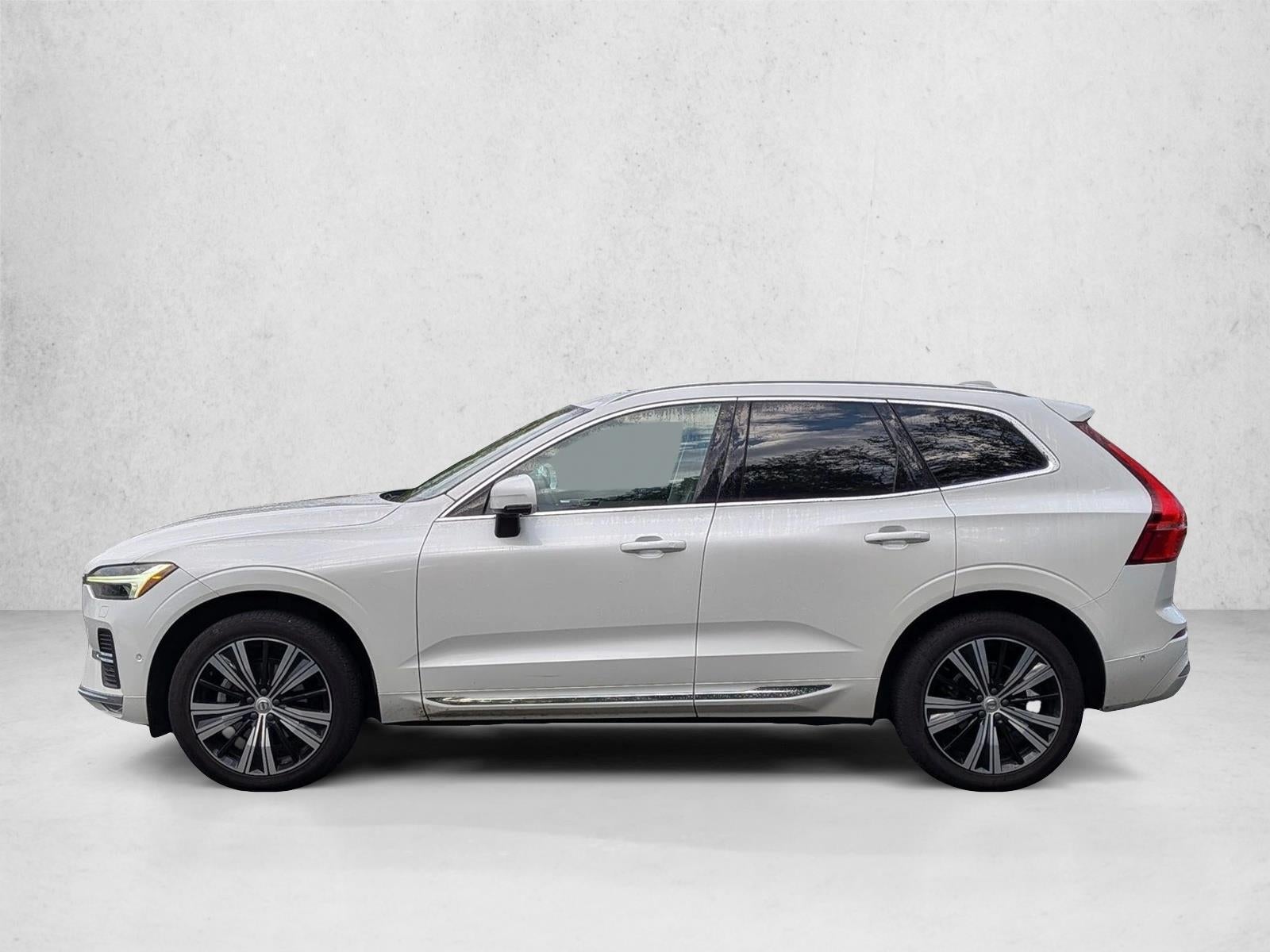 2023 Volvo XC60 B5 AWD Plus Bright Theme