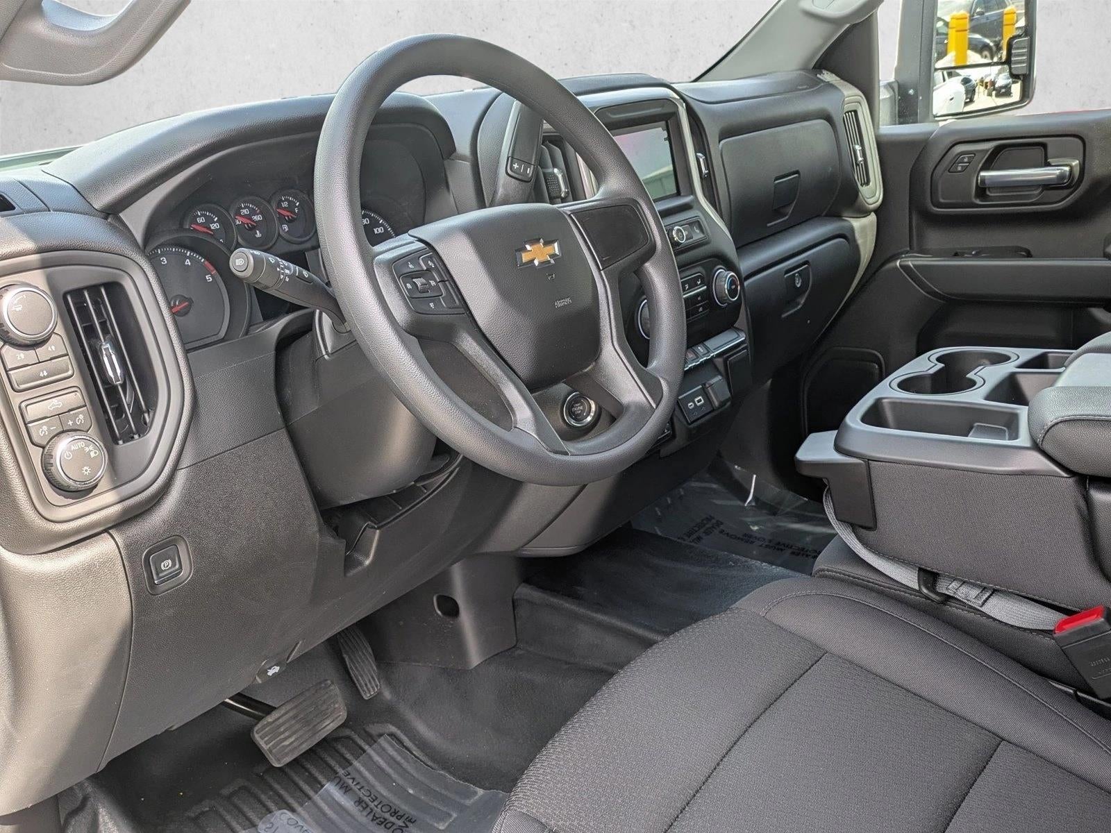 2026 Chevrolet Silverado 3500 HD Crew Cab Long Box 4-Wheel Drive Work Truck