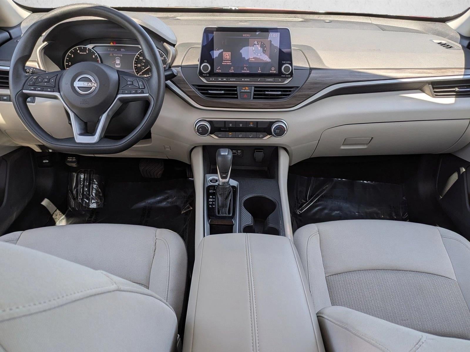 2025 Nissan Altima SV FWD