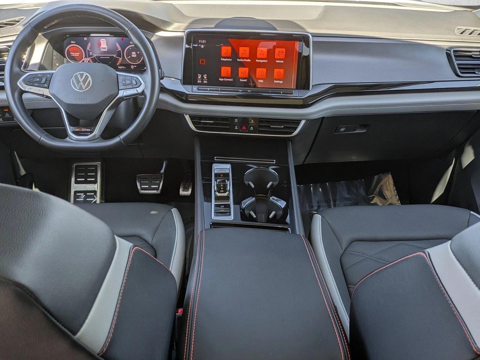 2024 Volkswagen Atlas 2.0T Peak Edition SE w/Technology 4MOTION