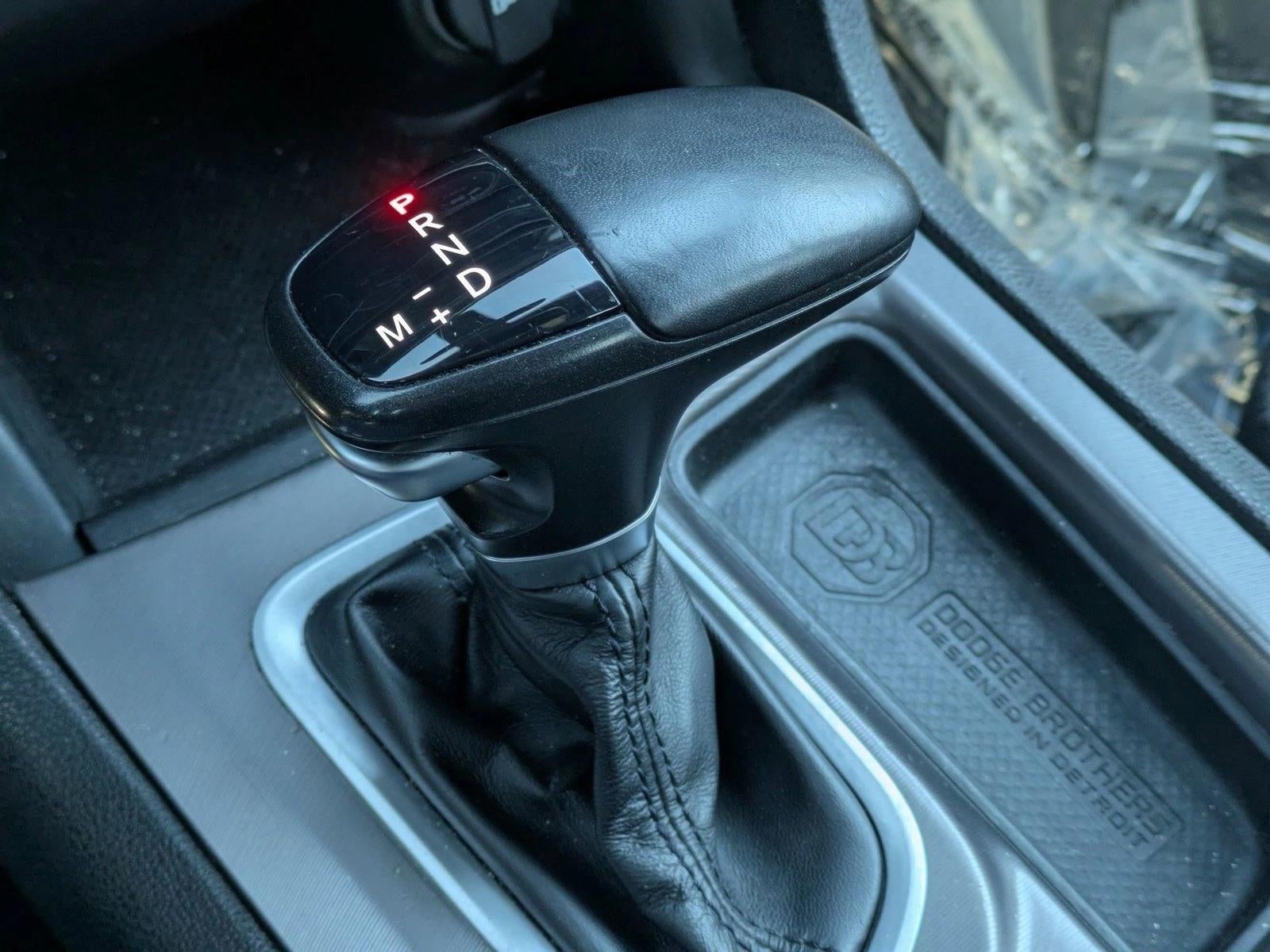 2022 Dodge Charger SXT RWD