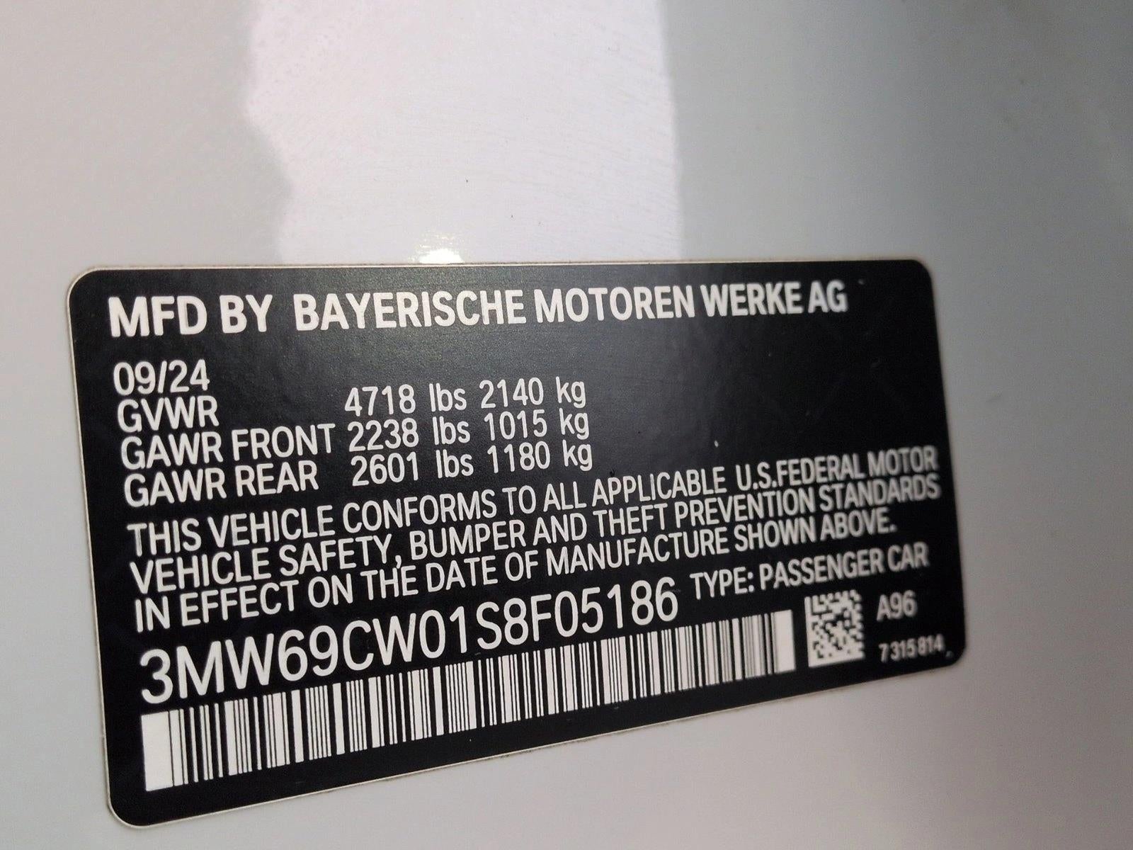 2025 BMW 330i Sedan