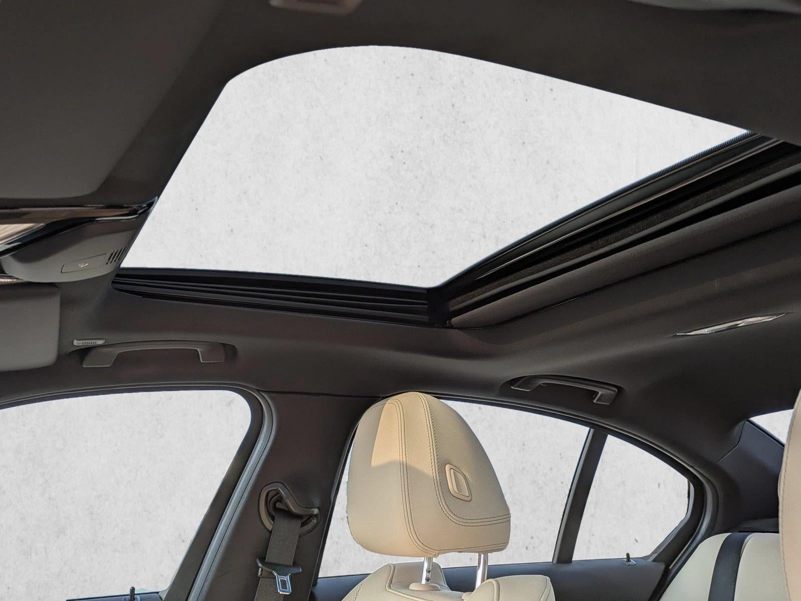 2023 BMW 330i xDrive Sedan