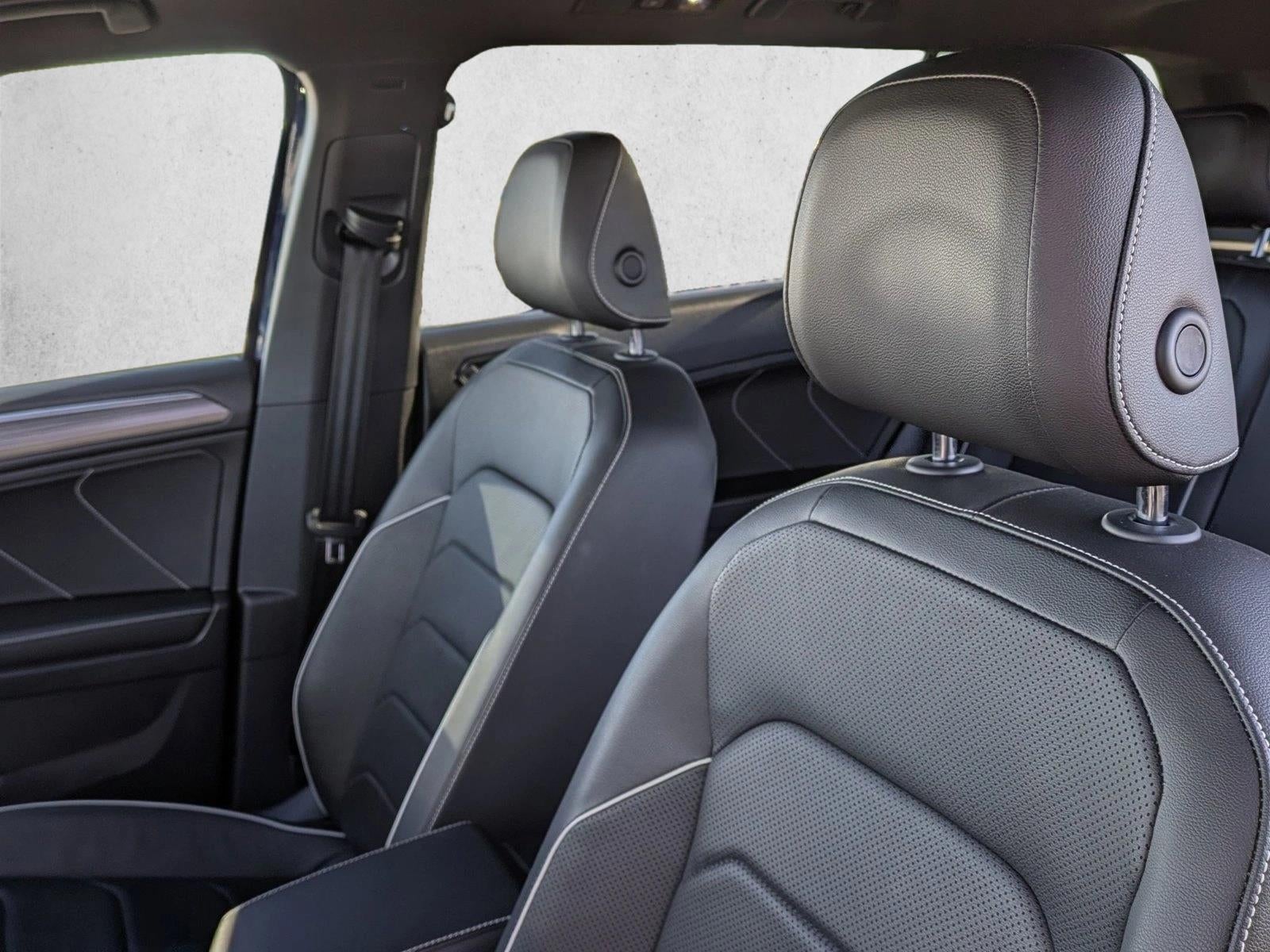 2022 Volkswagen Tiguan 2.0T SEL R-Line 4MOTION