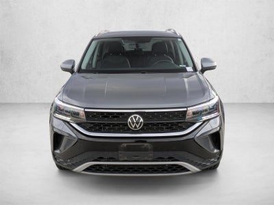 2022 Volkswagen Taos SE FWD