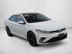 2025 Volkswagen Jetta SE Auto