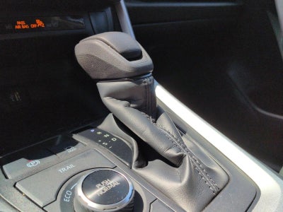 2025 Toyota RAV4 Hybrid LE AWD (Natl)