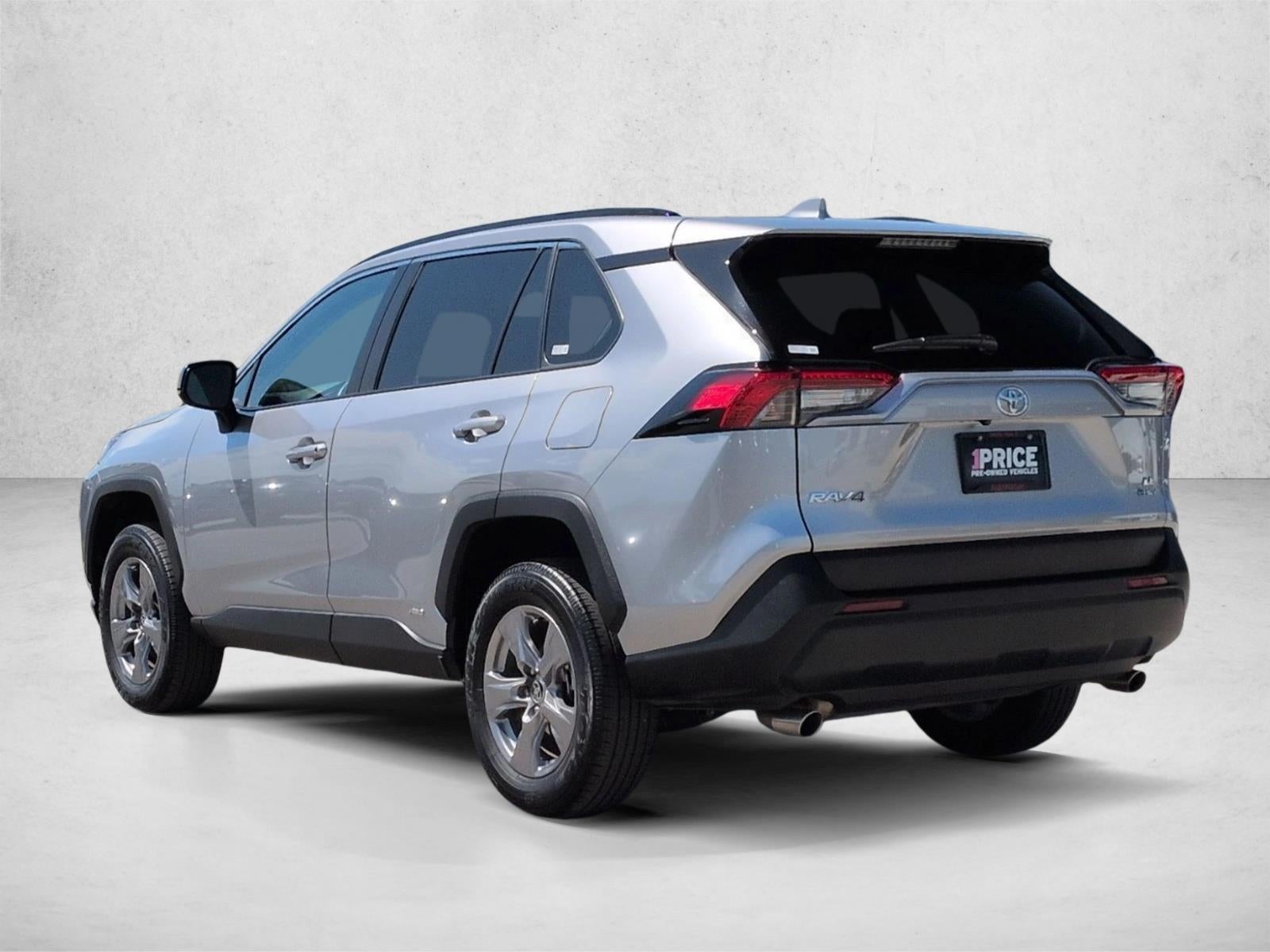 2025 Toyota RAV4 Hybrid LE AWD (Natl)