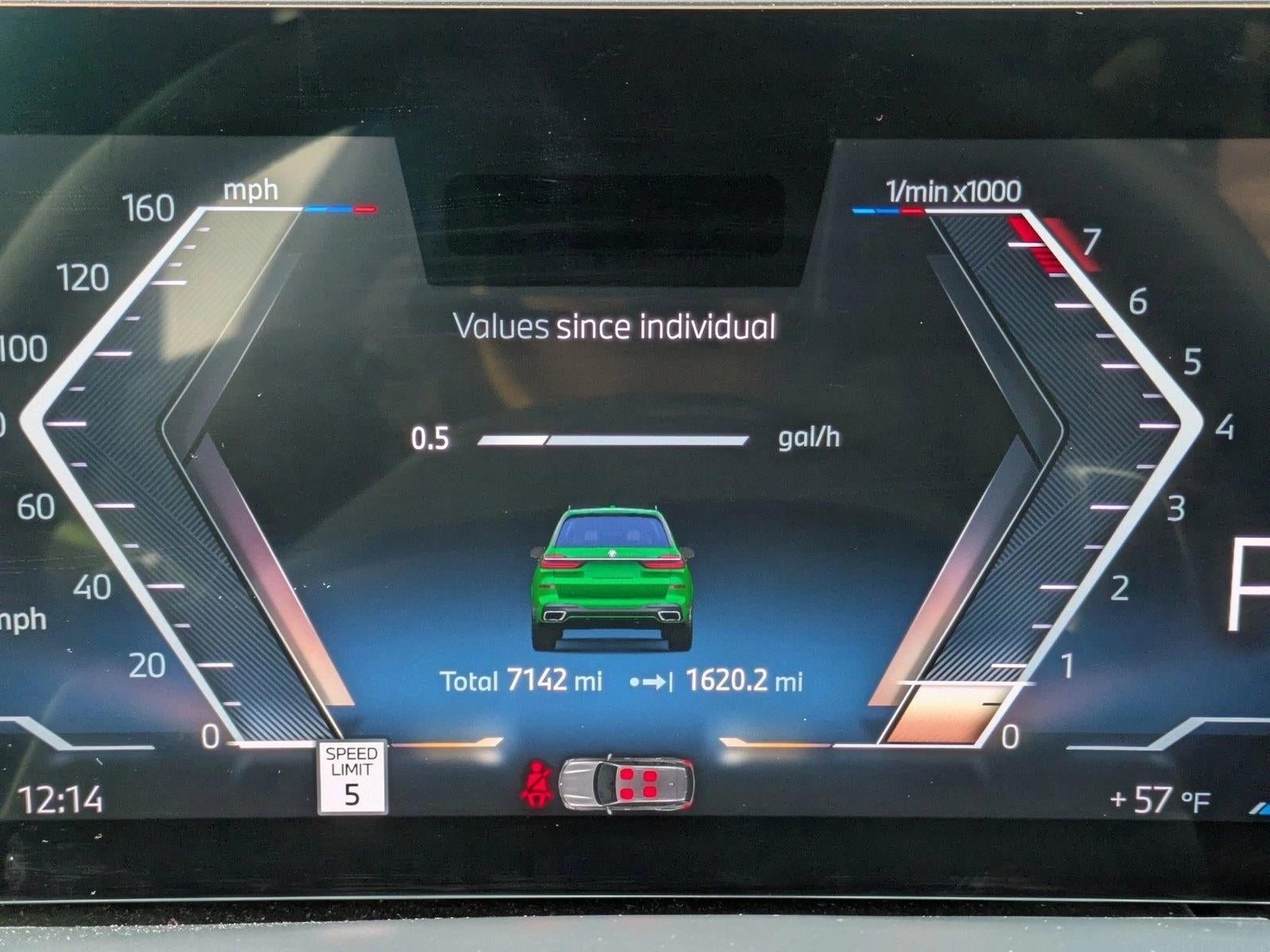 2025 BMW X7 xDrive40i Sports Activity Vehicle