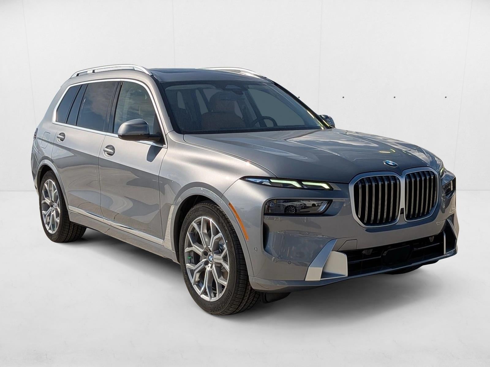 2026 BMW X7 xDrive40i Sports Activity Vehicle