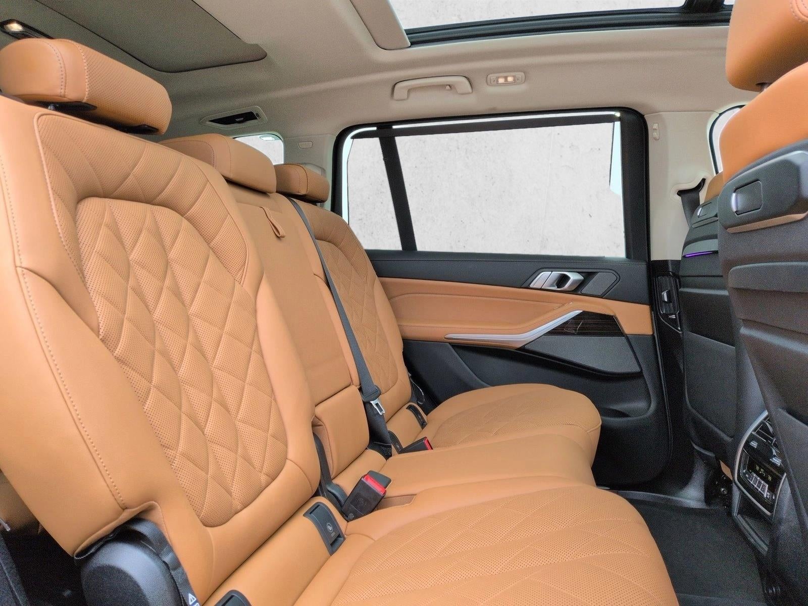 2023 BMW X7 xDrive40i Sports Activity Vehicle