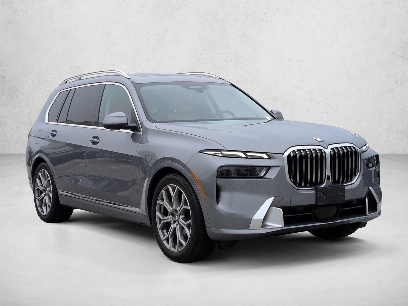 2023 BMW X7 xDrive40i Sports Activity Vehicle