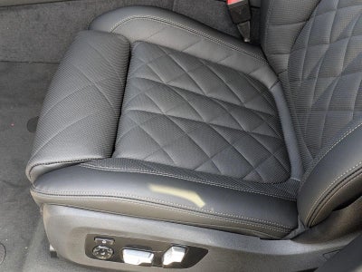 2026 BMW X7 xDrive40i Sports Activity Vehicle