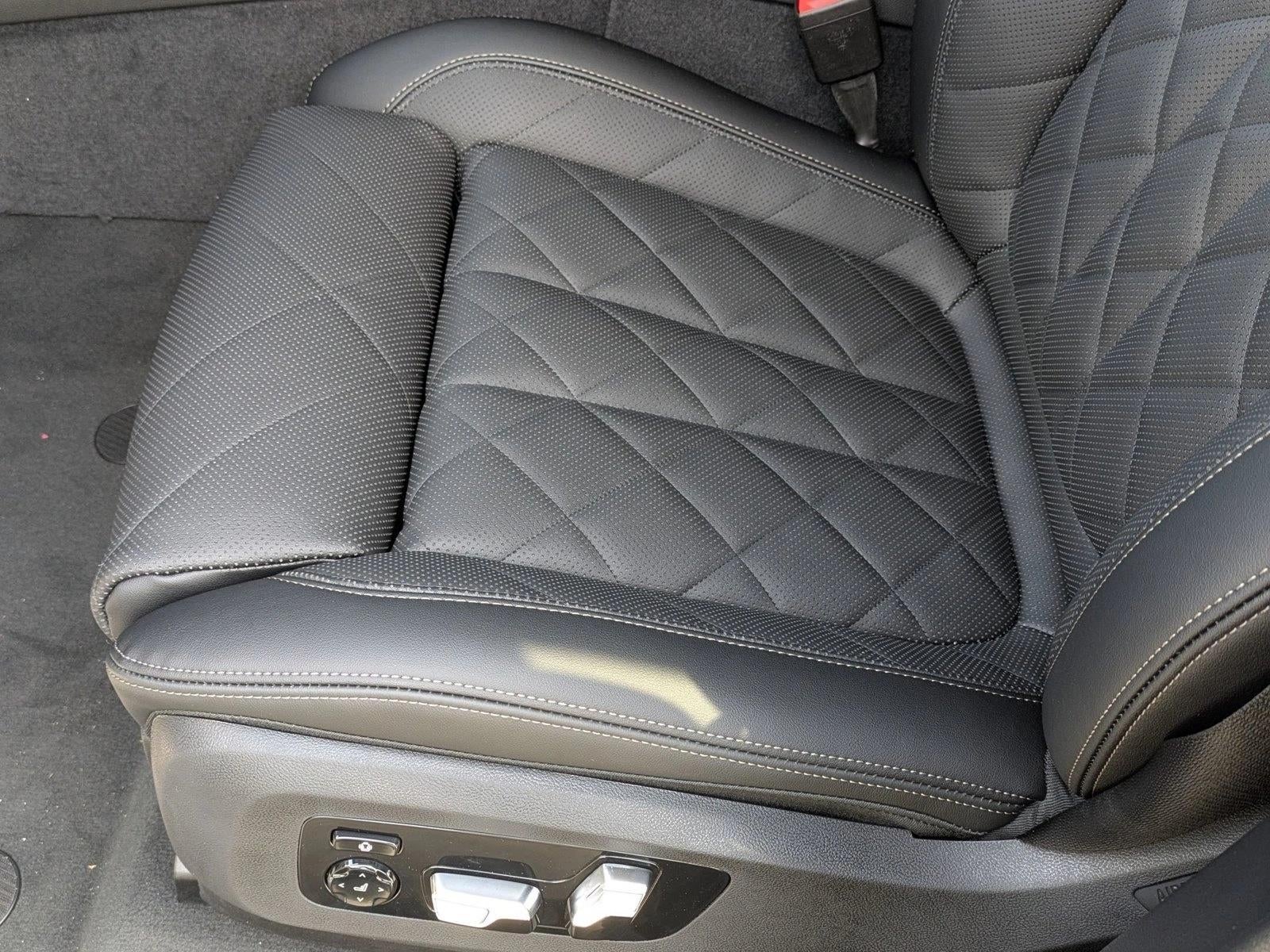 2026 BMW X7 xDrive40i Sports Activity Vehicle