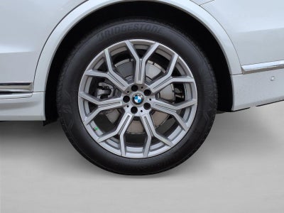 2026 BMW X7 xDrive40i Sports Activity Vehicle