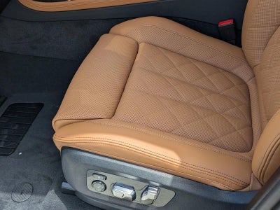 2026 BMW X7 xDrive40i Sports Activity Vehicle