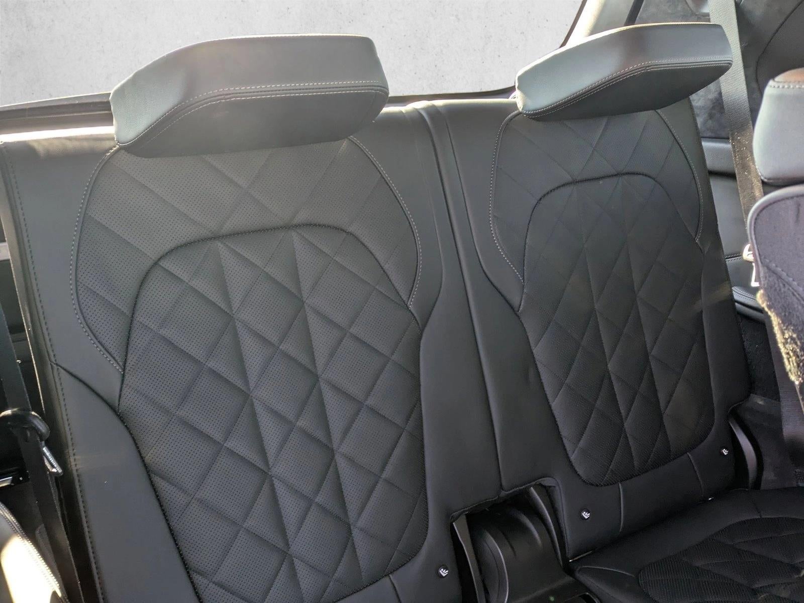 2023 BMW X7 xDrive40i Sports Activity Vehicle