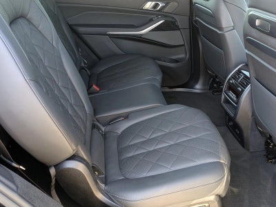 2023 BMW X7 xDrive40i Sports Activity Vehicle