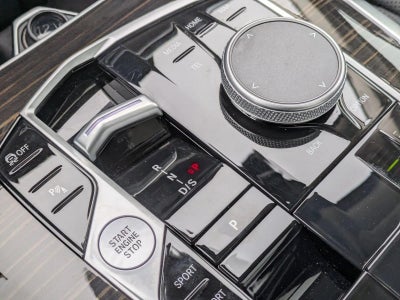 2024 BMW X7 xDrive40i Sports Activity Vehicle