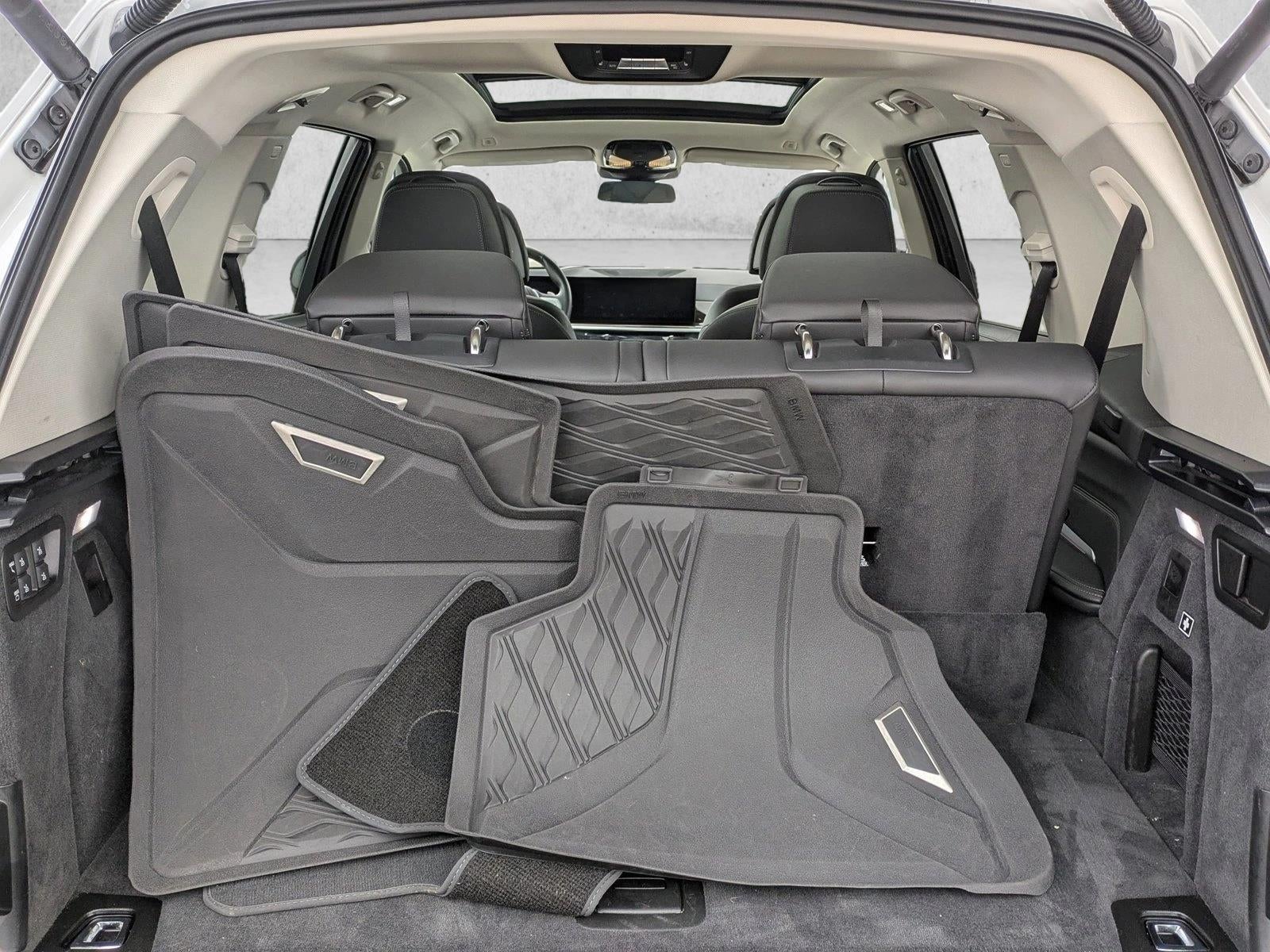 2024 BMW X7 xDrive40i Sports Activity Vehicle