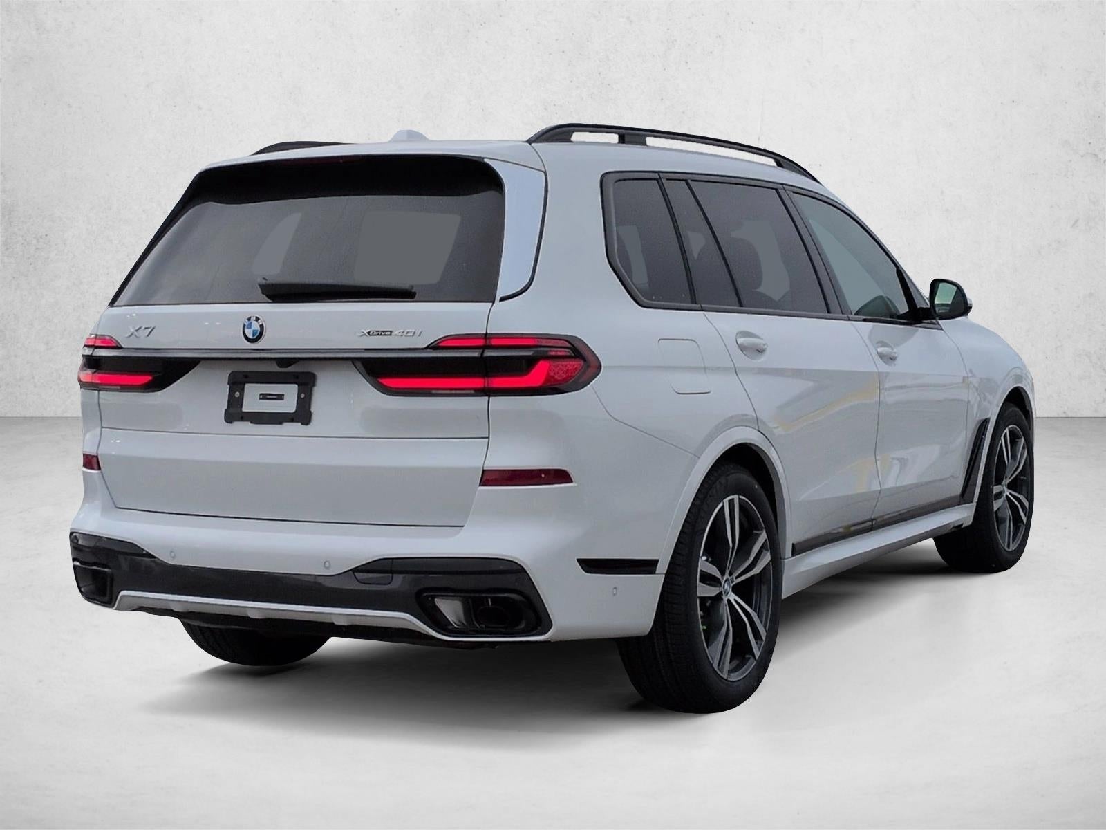 2026 BMW X7 xDrive40i Sports Activity Vehicle