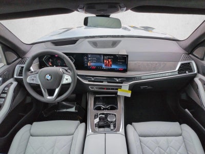 2026 BMW X7 xDrive40i Sports Activity Vehicle
