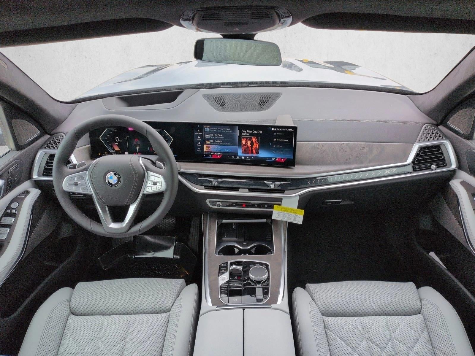 2026 BMW X7 xDrive40i Sports Activity Vehicle