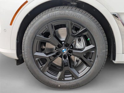2026 BMW X7 xDrive40i Sports Activity Vehicle