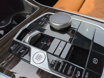 2025 BMW X5 xDrive40i Sports Activity Vehicle