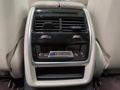 2025 BMW X7 M60i Sports Activity Vehicle