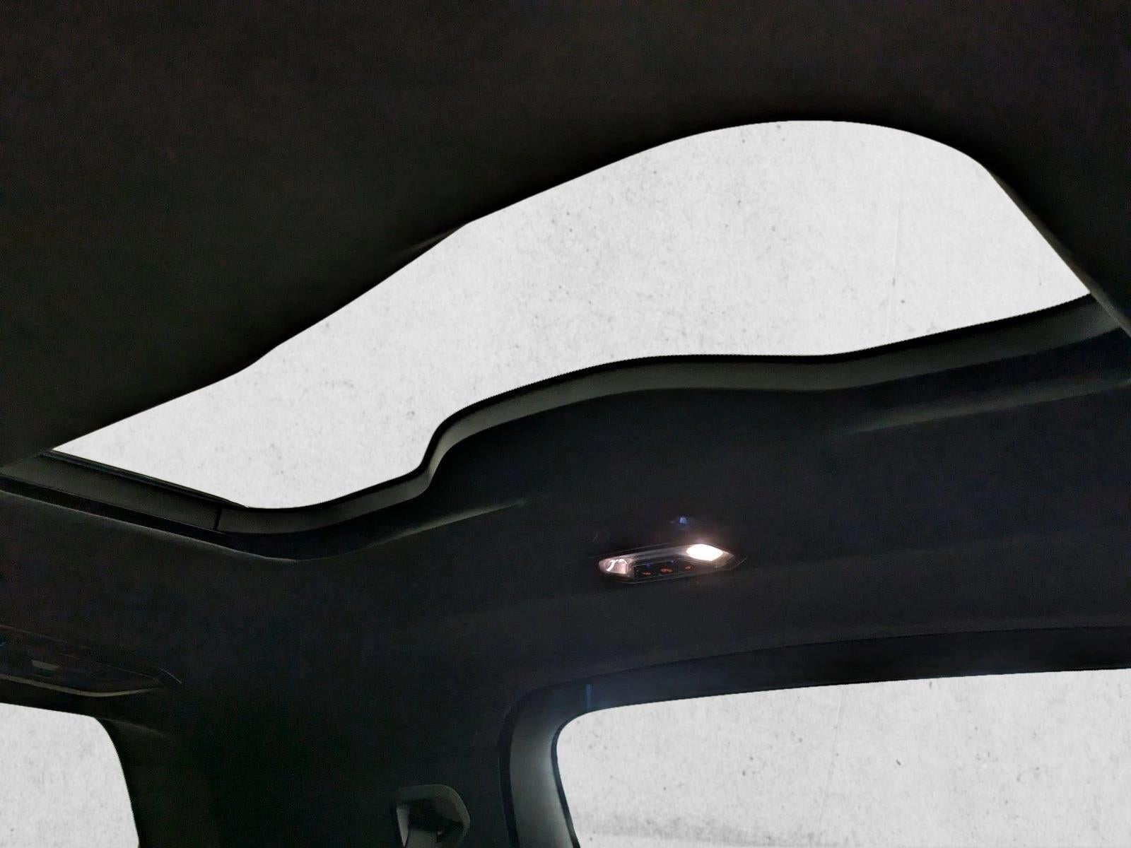 2025 BMW X7 M60i Sports Activity Vehicle