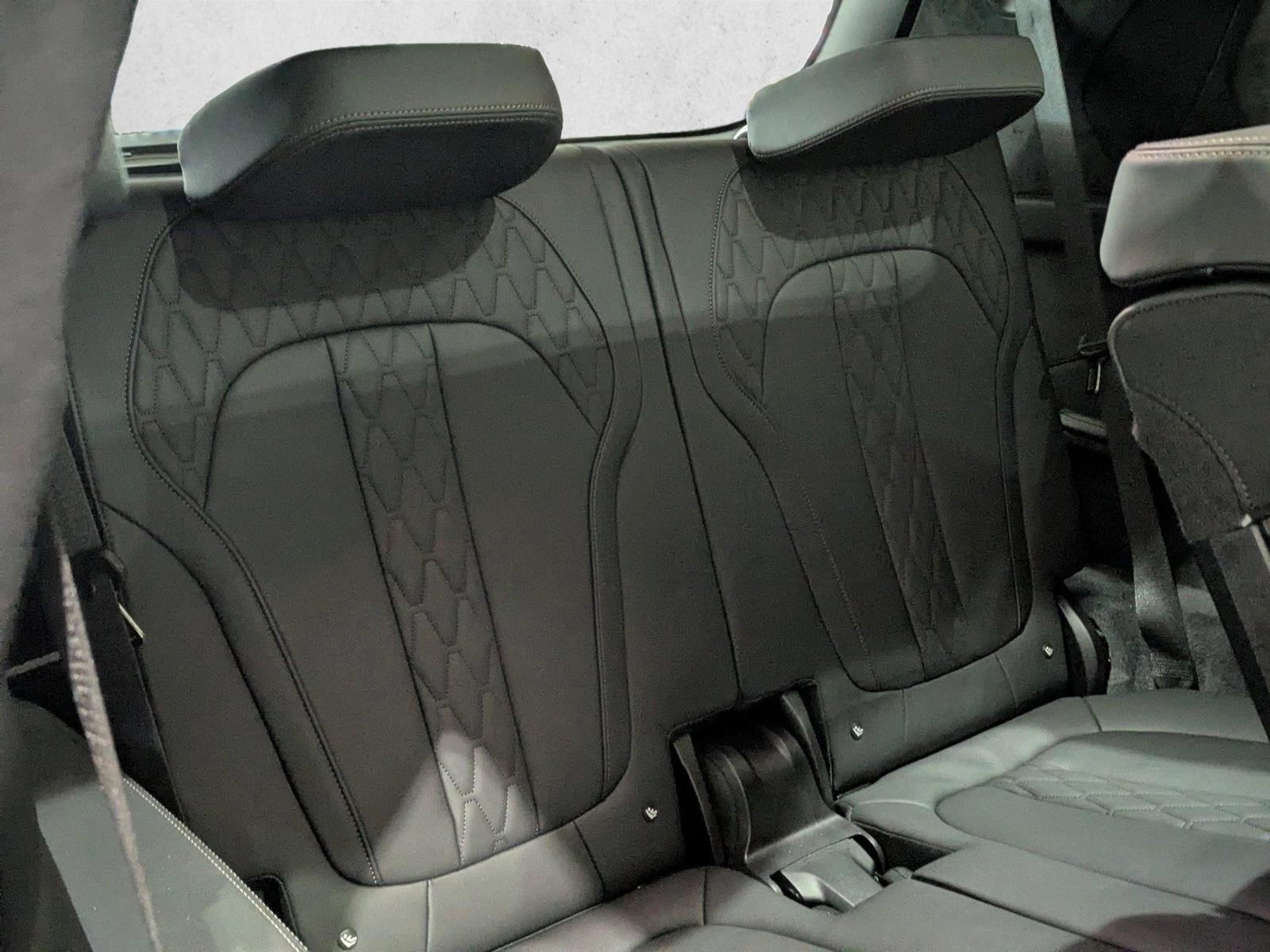 2025 BMW X7 M60i Sports Activity Vehicle