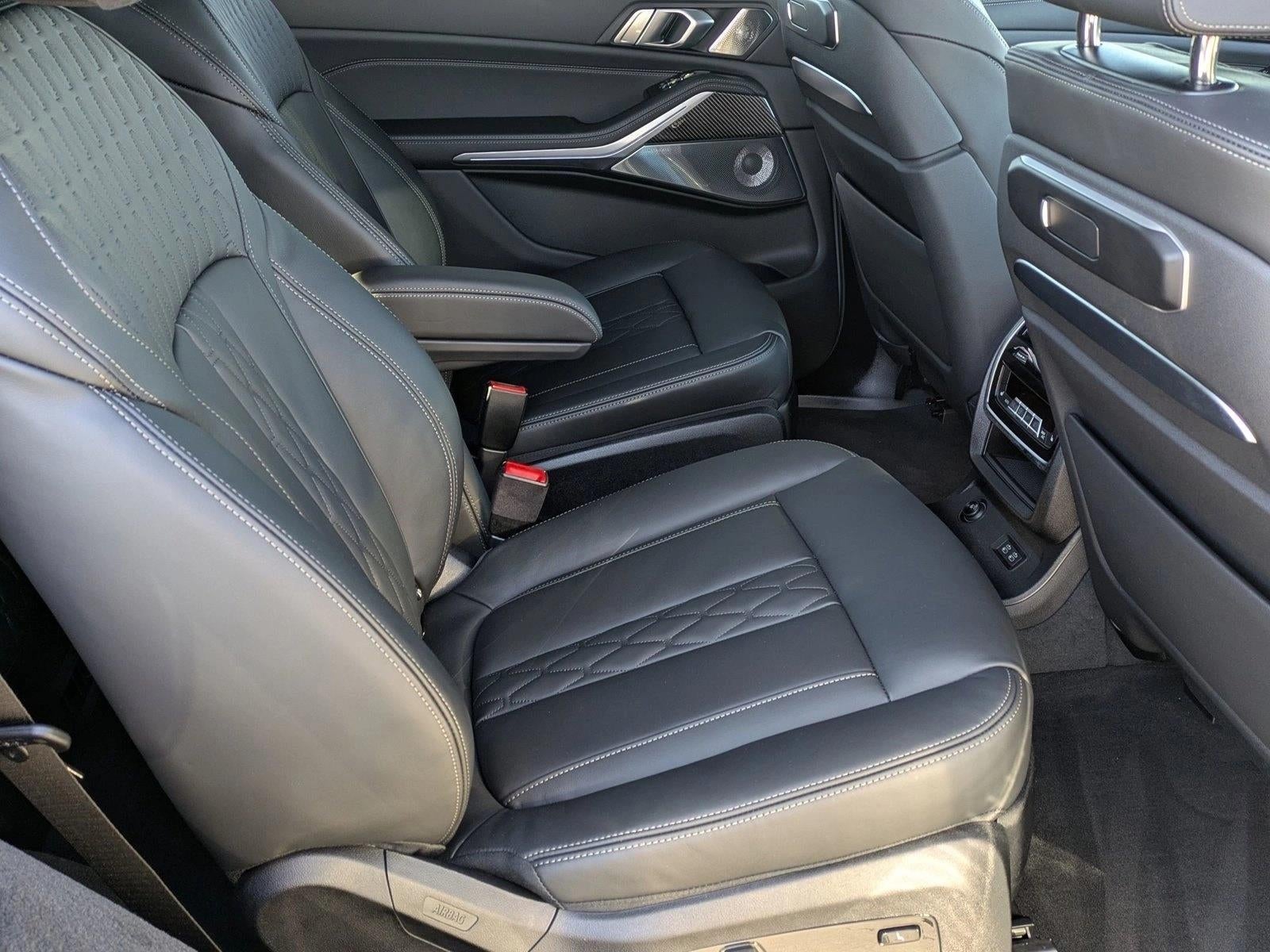 2026 BMW X7 M60i Sports Activity Vehicle