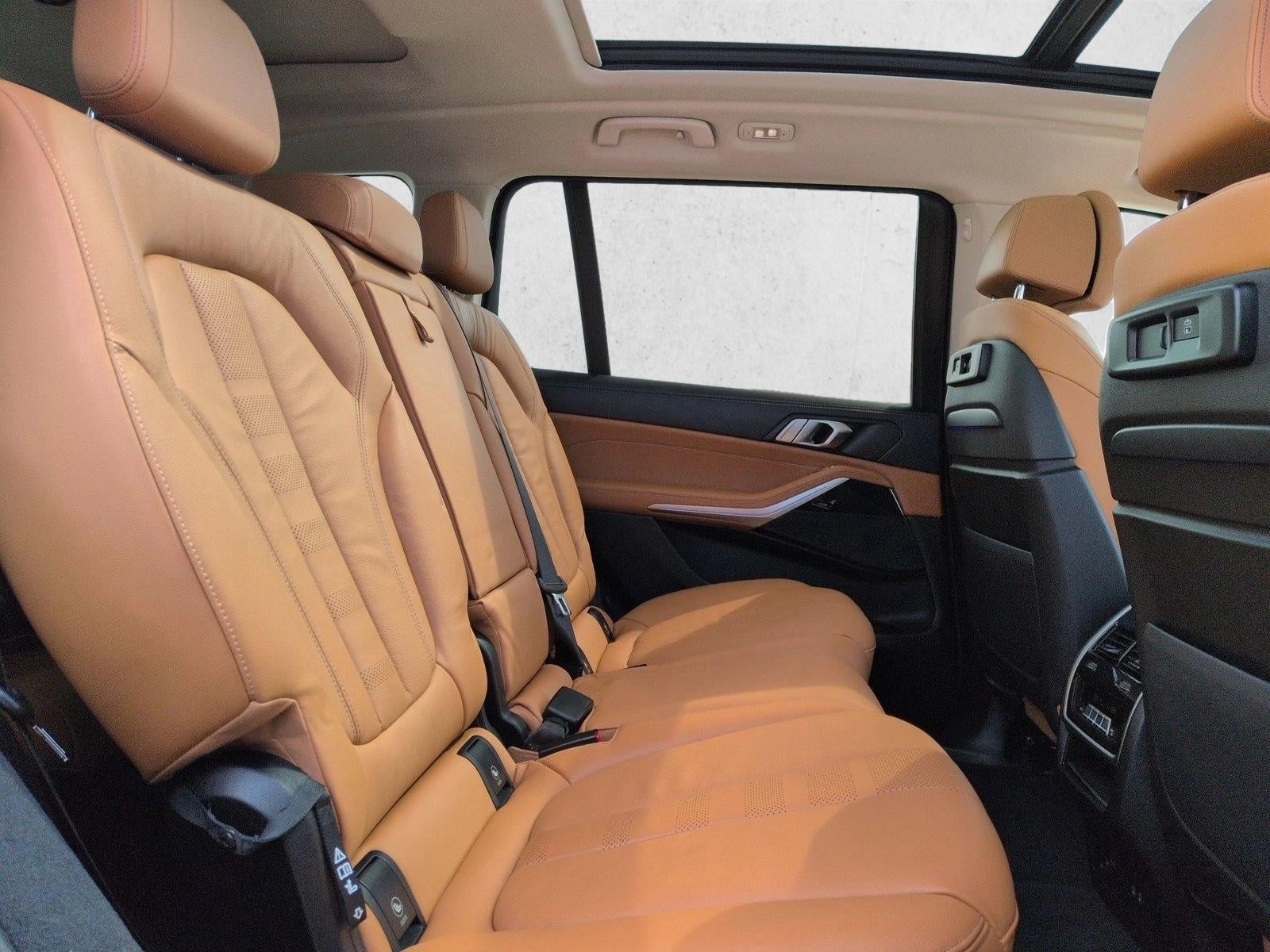 2022 BMW X7 xDrive40i Sports Activity Vehicle