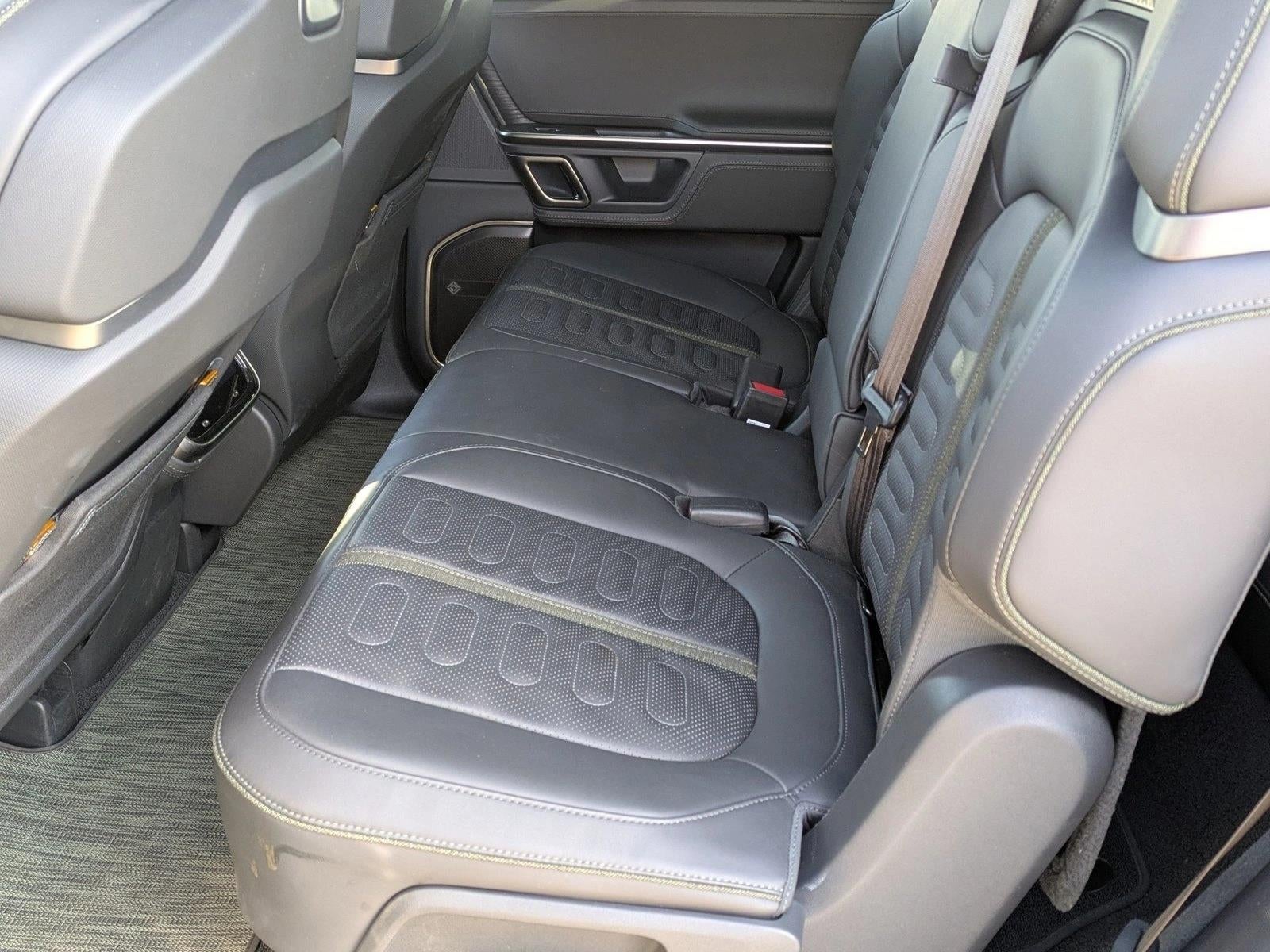 2023 Rivian R1S Adventure Quad-Motor Large Pack