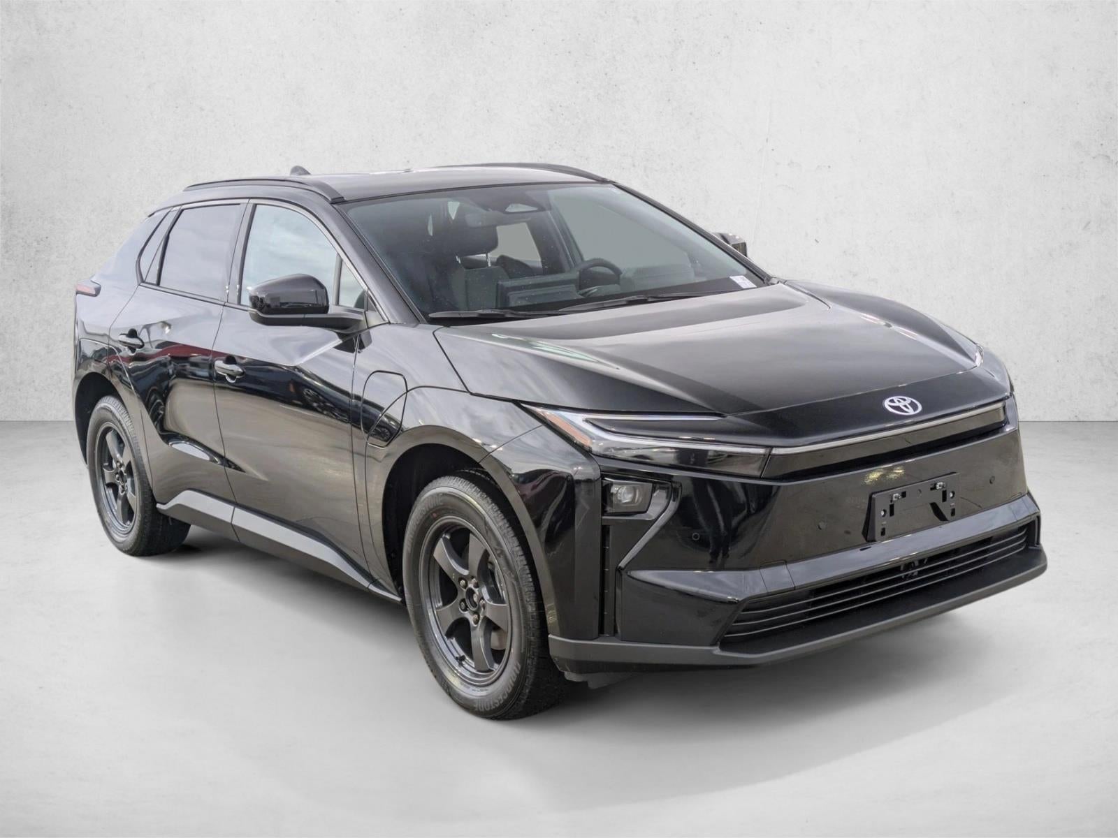 2026 Toyota bZ XLE Plus FWD (Natl)