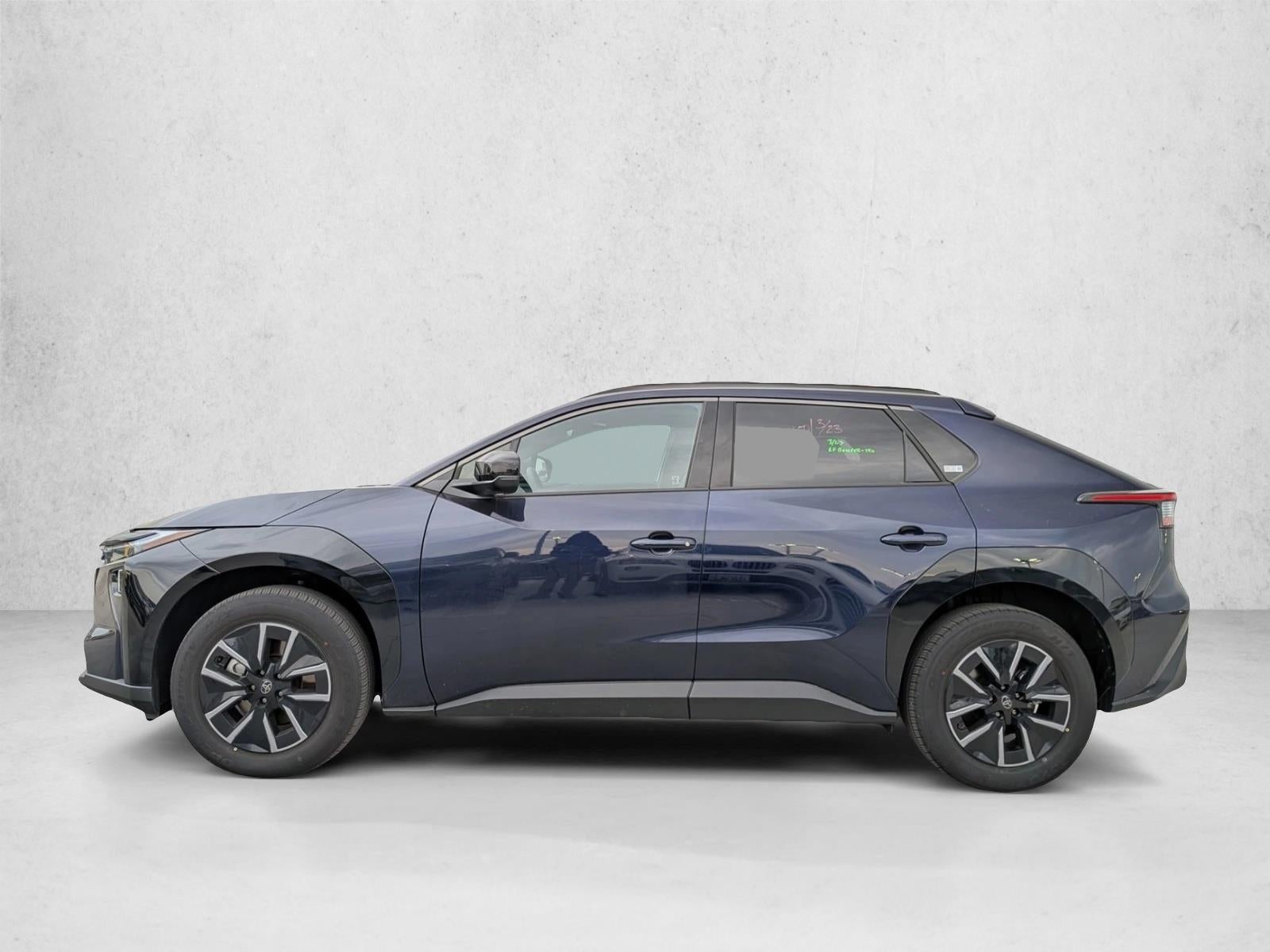 2026 Toyota bZ XLE FWD (Natl)