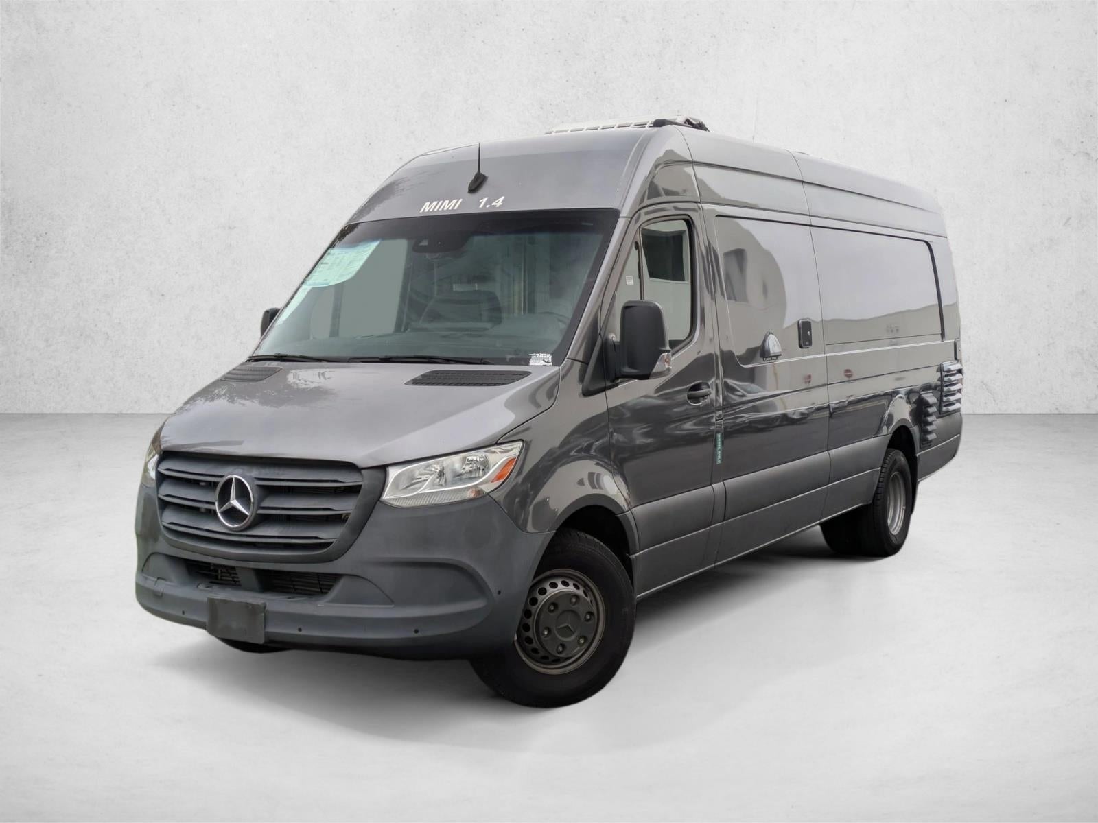 2022 Mercedes-Benz Sprinter Cargo Van 4500 High Roof V6 170" Extended RWD