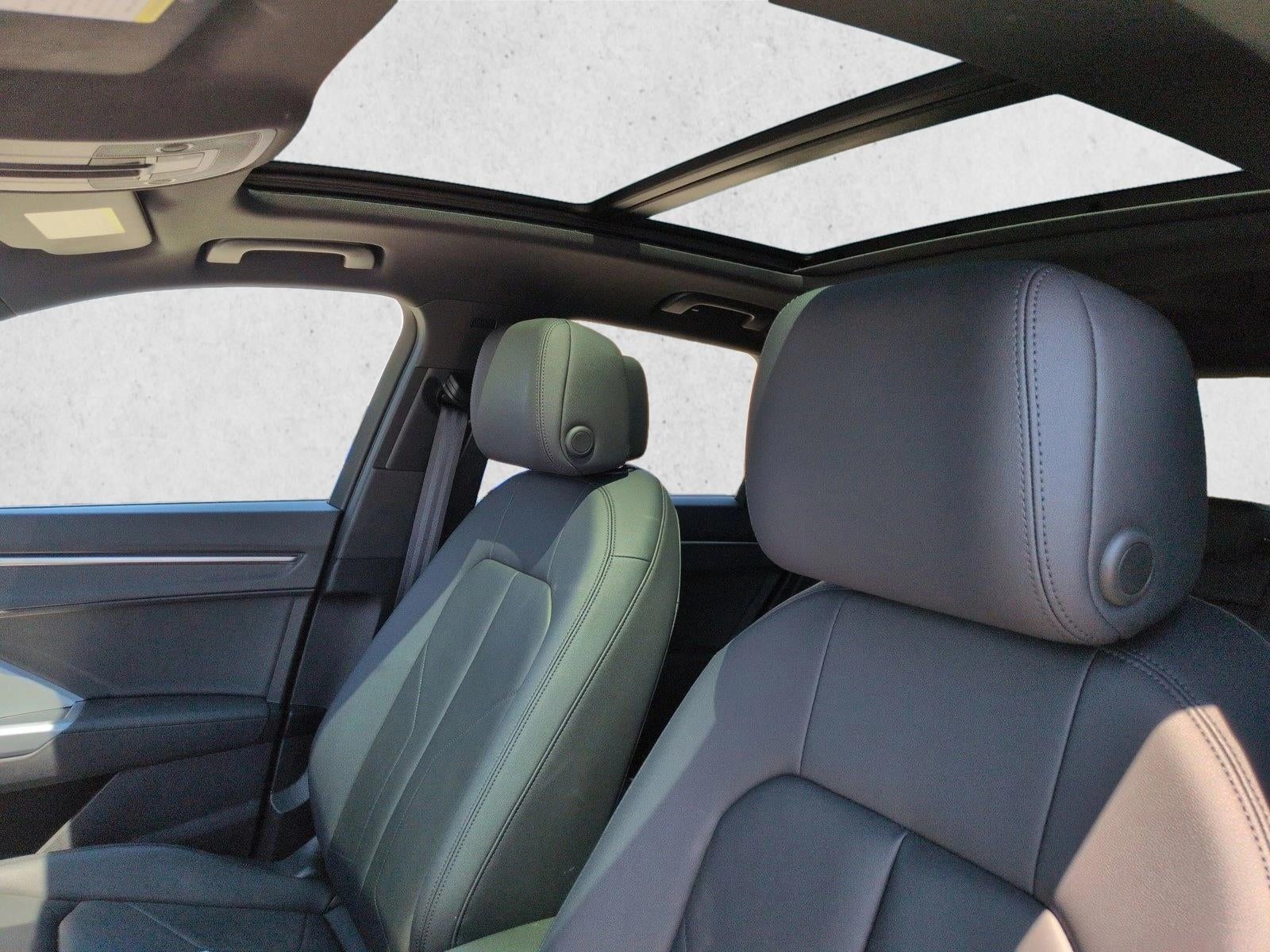 2024 Audi Q3 S line Premium 45 TFSI quattro