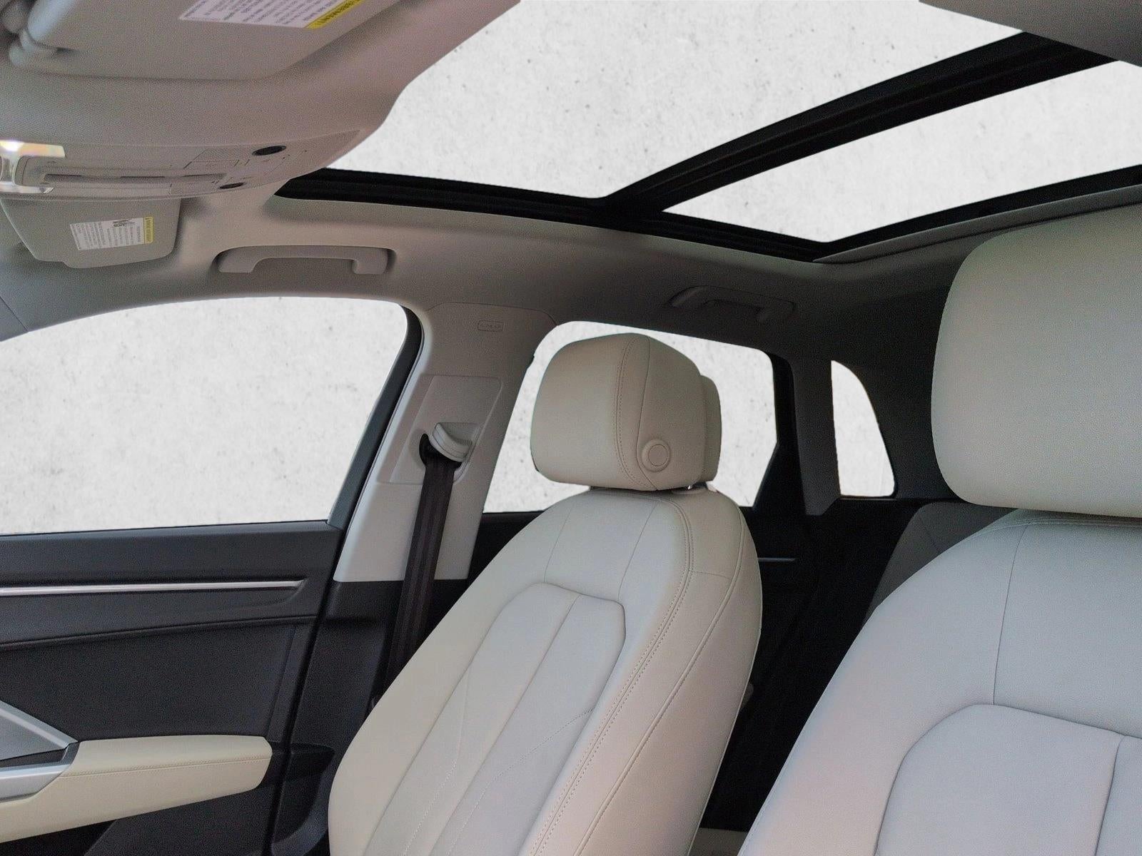 2024 Audi Q3 S line Premium Plus 45 TFSI quattro