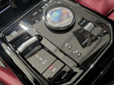 2026 BMW 550e xDrive Sedan