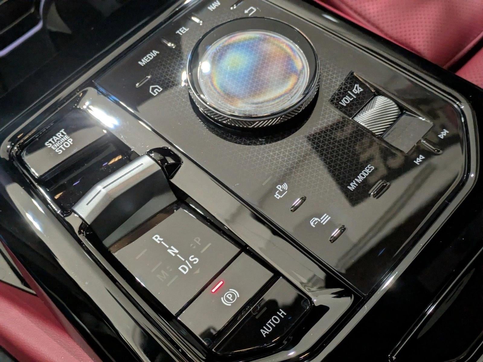 2026 BMW 550e xDrive Sedan