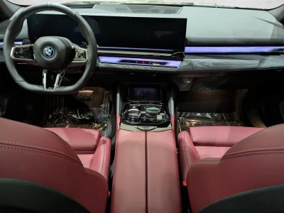 2026 BMW 550e xDrive Sedan