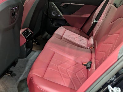 2026 BMW 550e xDrive Sedan