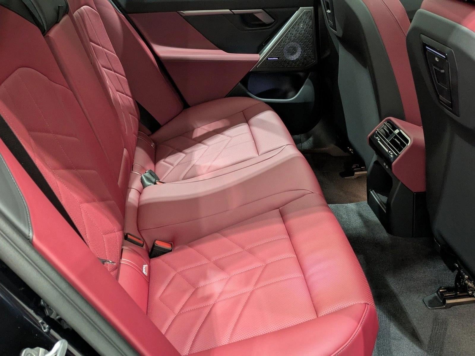 2026 BMW 550e xDrive Sedan