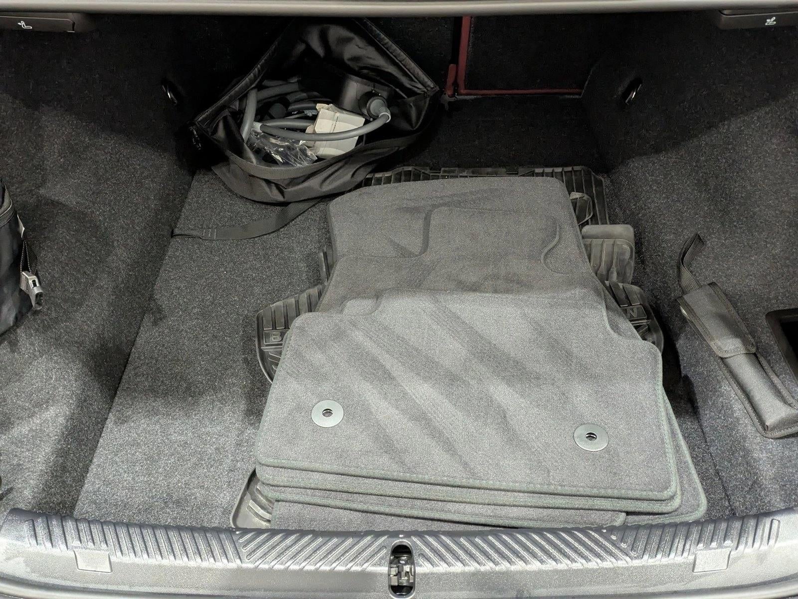 2026 BMW 550e xDrive Sedan