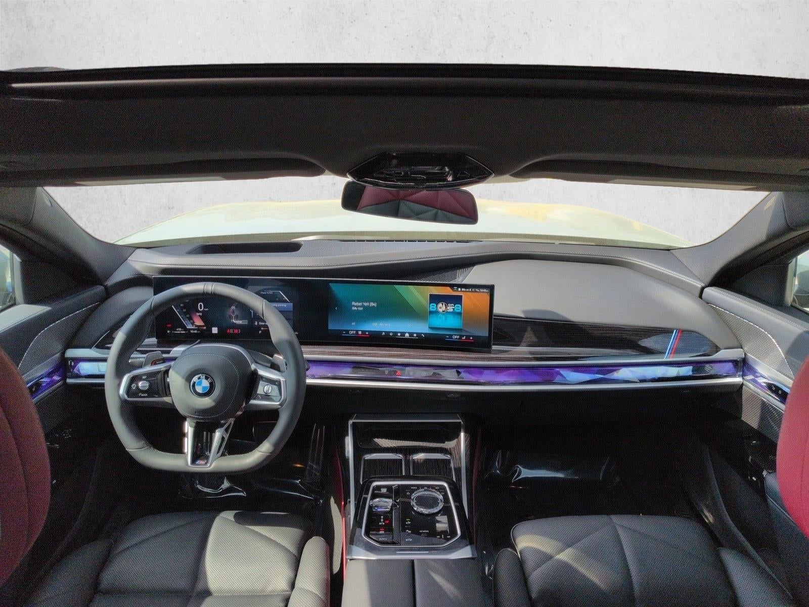 2025 BMW 740i xDrive Sedan