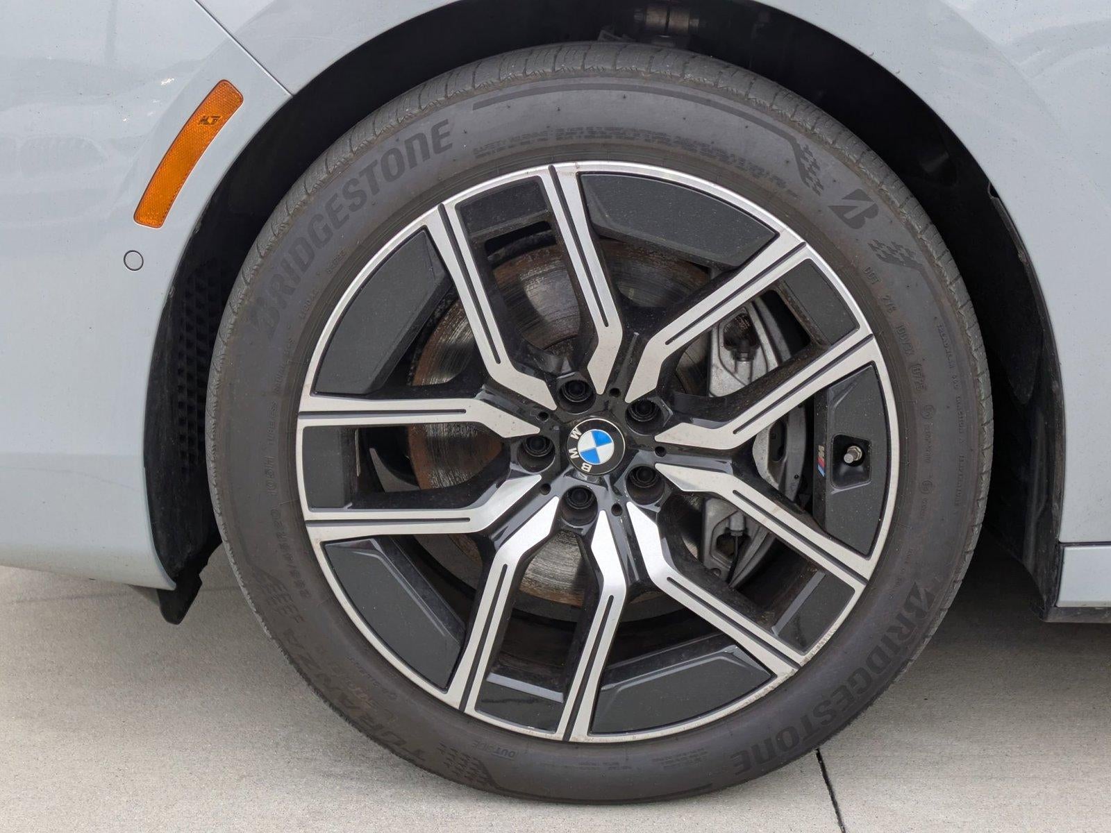 2025 BMW 740i xDrive Sedan