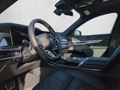 2025 BMW 740i xDrive Sedan