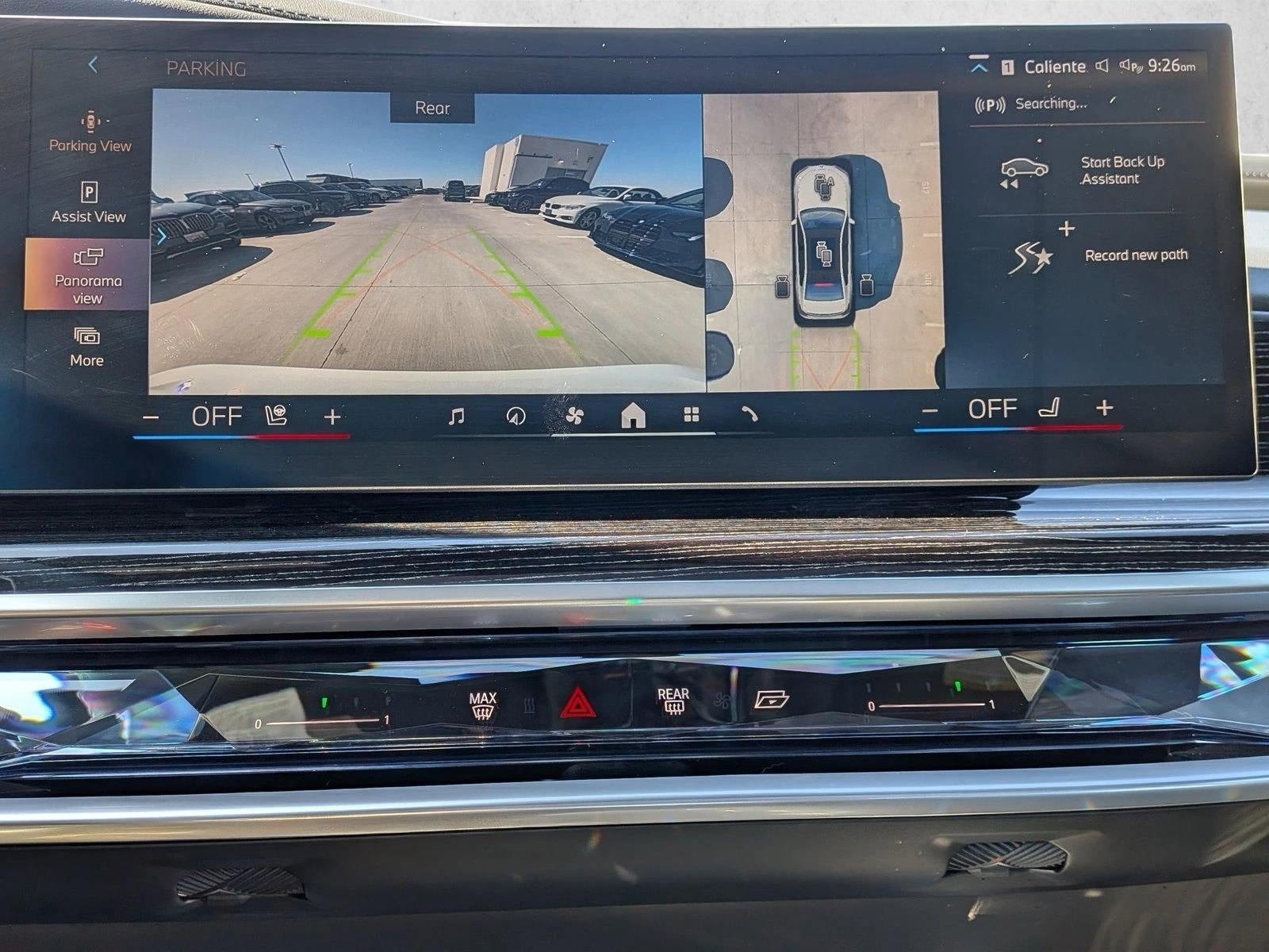 2025 BMW 740i xDrive Sedan